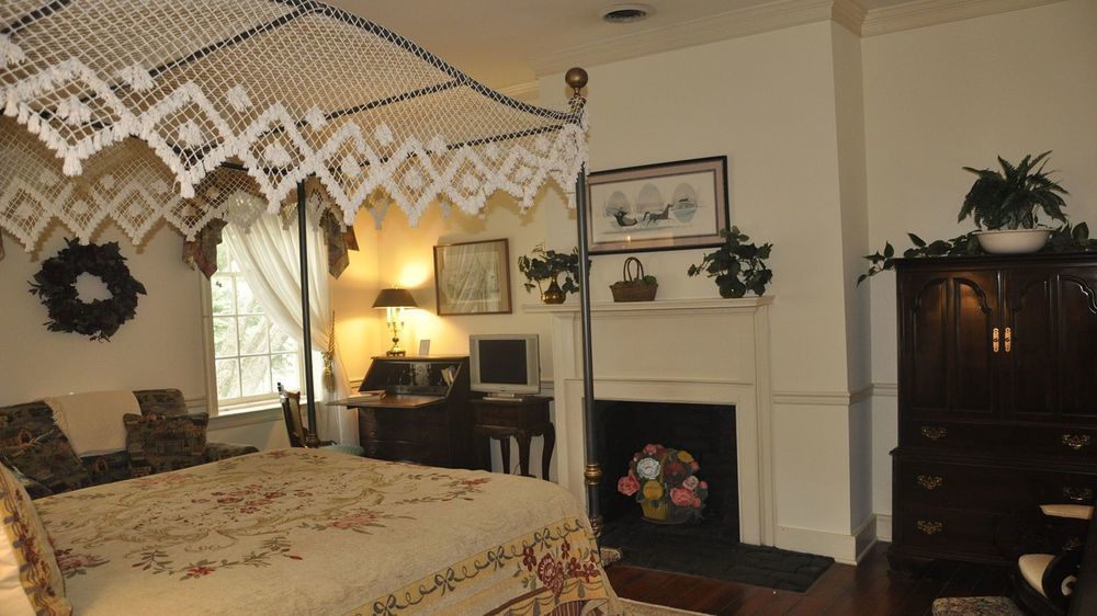 The Richard Johnston Inn & 1890 Caroline House Fredericksburg Exteriör bild